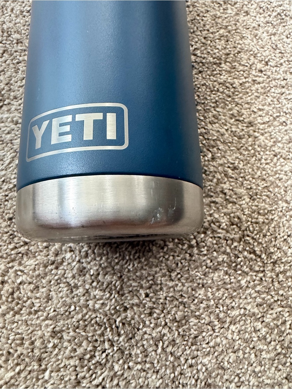YETI 18oz Rambler Water Bottle with Chug Cap - Picture 7 of 7